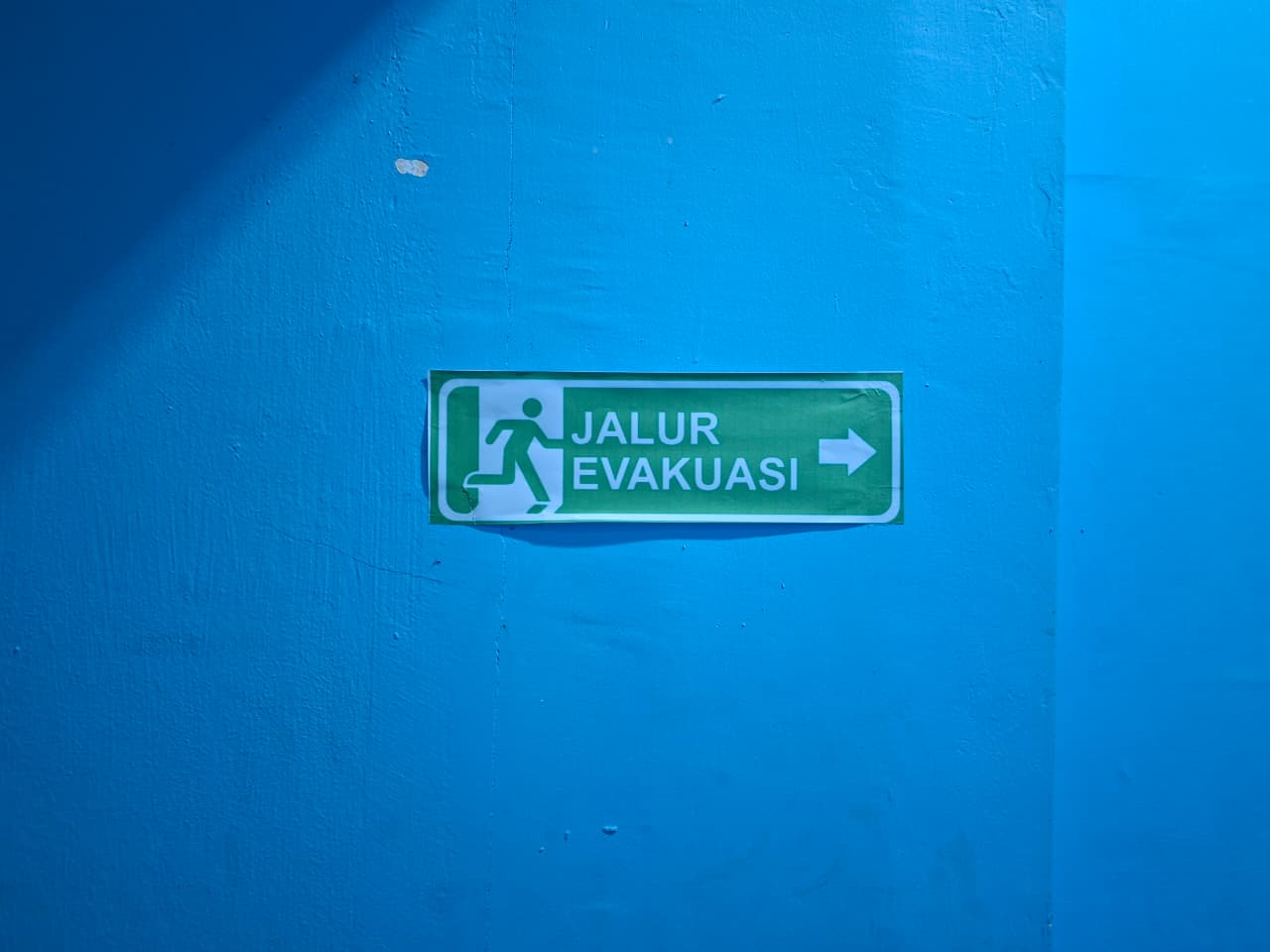 Pintu Keluar Darurat