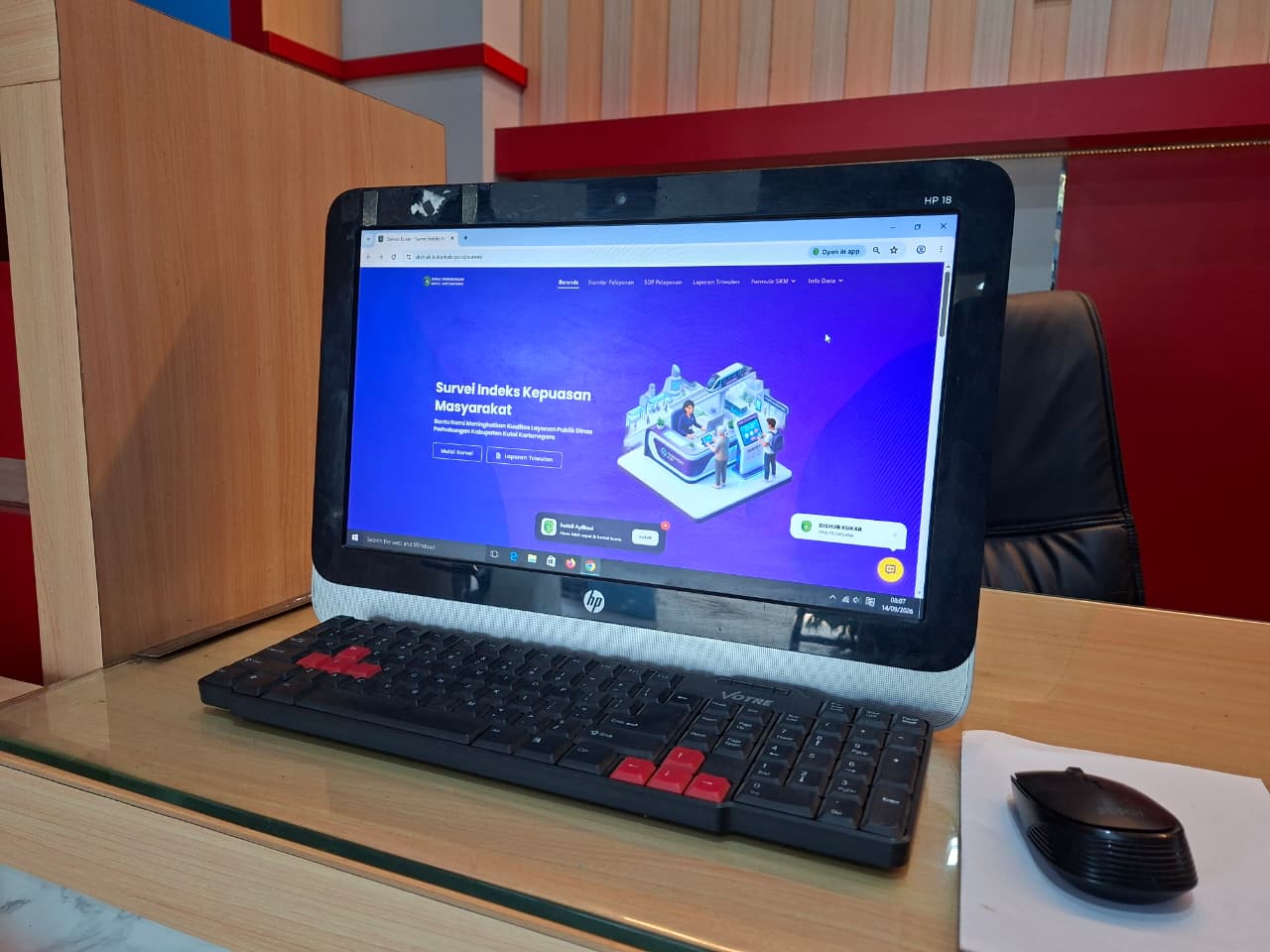 Sarana survei layanan secara online dan registrasi permohonan atau permohonan informasi publik secara online