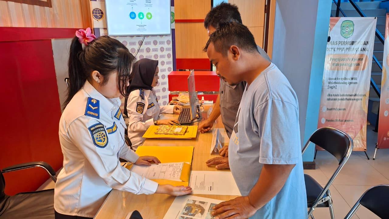 Pelayanan Konsultasi & Verifikasi Berkas Pemohon Informasi Publik